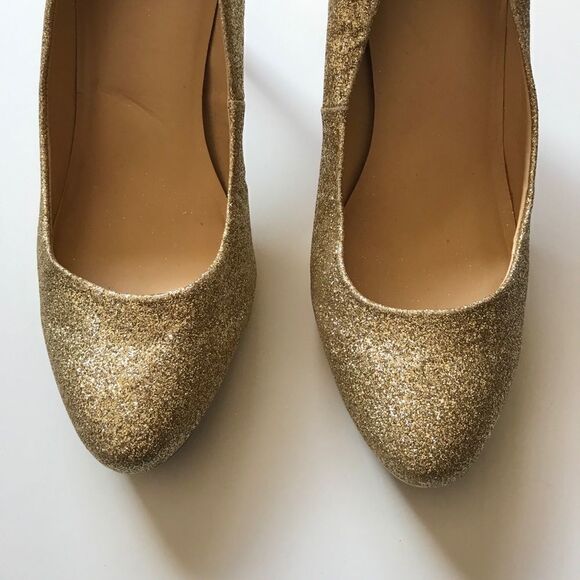 Liz Claiborne Gold  Glitter  Heels - Picture 5 of 6
